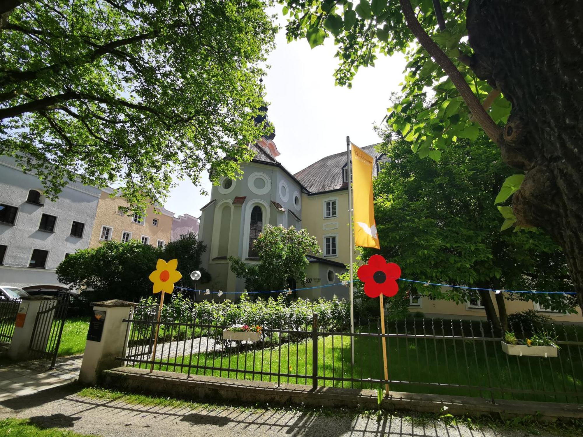 Haus Der Begegnung Heilig Geist Hotel Burghausen Bagian luar foto