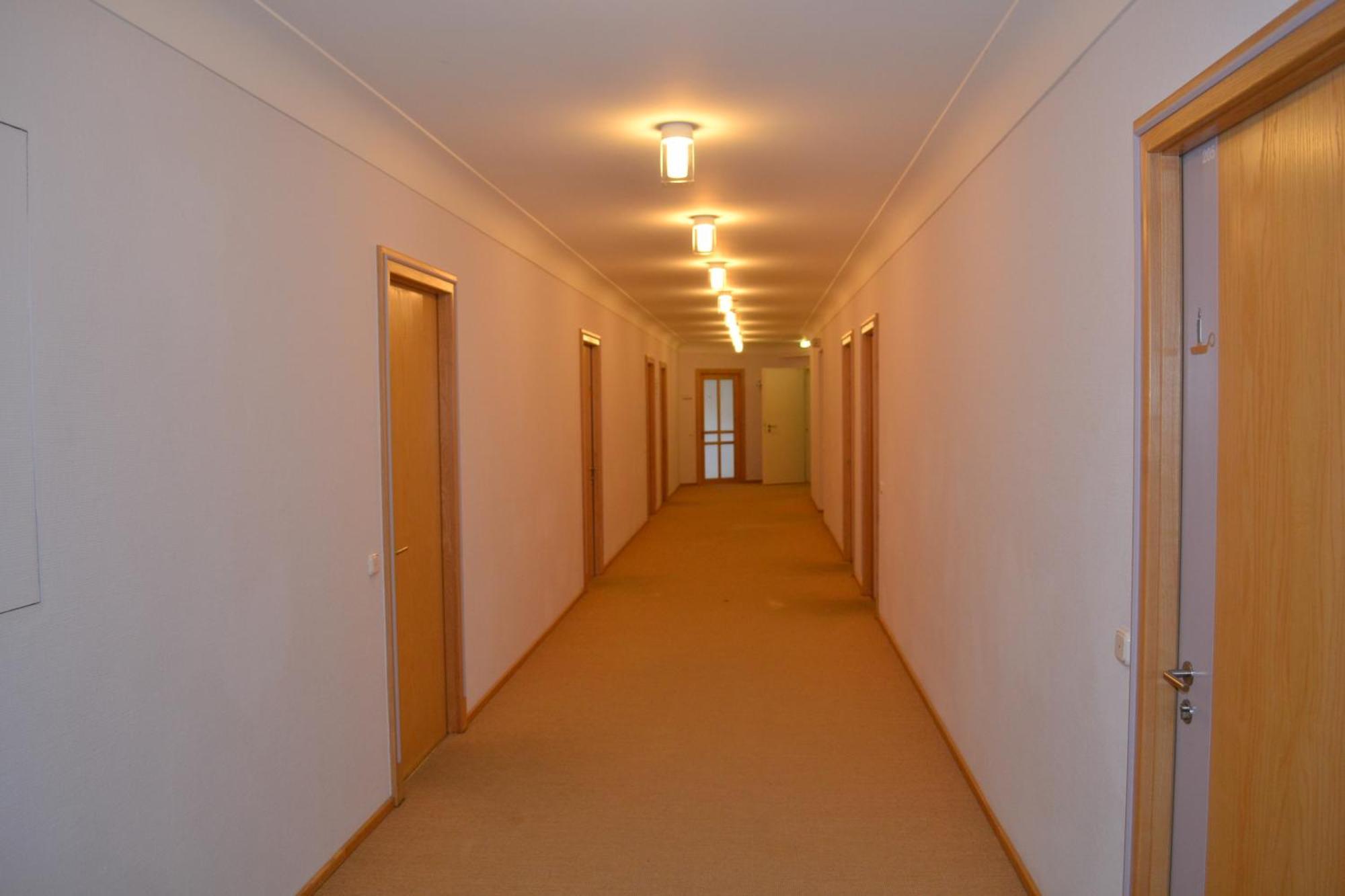 Haus Der Begegnung Heilig Geist Hotel Burghausen Bagian luar foto